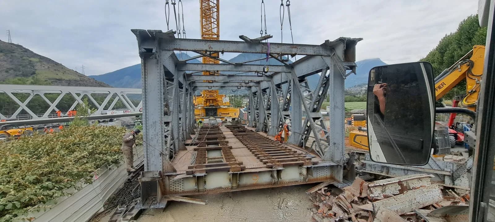 Section métallique déposée au cours de la déconstruction